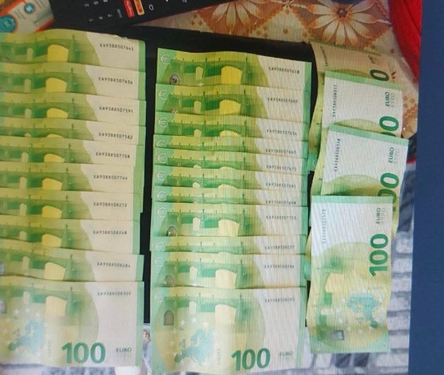 Четирима души са задържани при полицейски акции за купуване на гласове в Стара Загора и Кюстендил