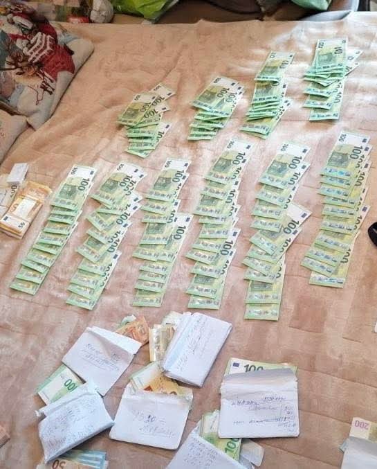 Във Варна са открити 200 000 евро за купуване на гласове, арестувани са четирима