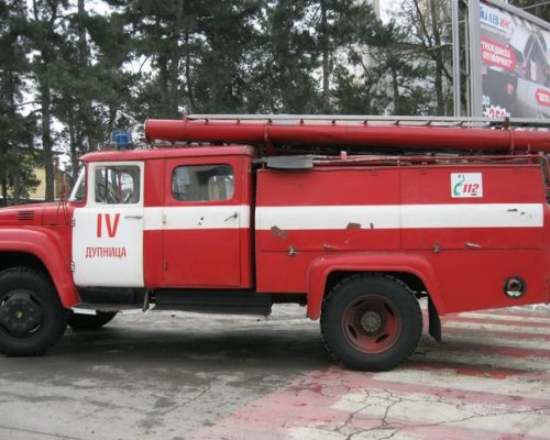 Пожар обхвана 5000 кв. м в Сапарева баня