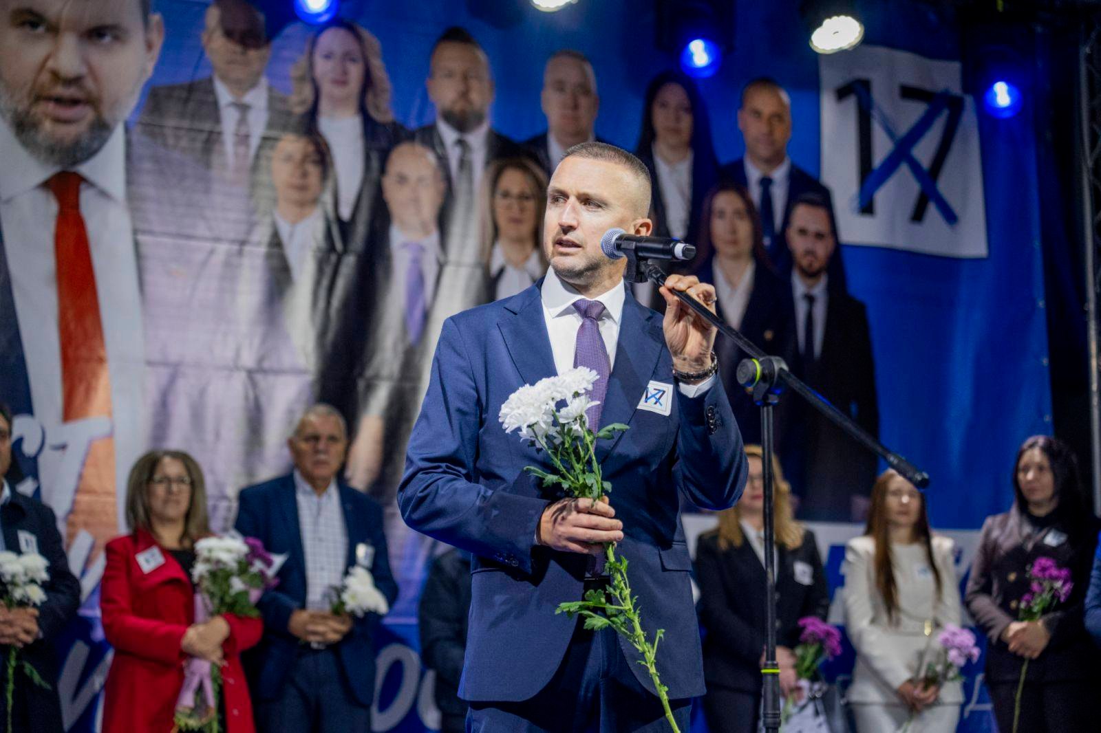 Силна подкрепа в Якоруда: ДПС закри предизборната си кампания в област Благоевград
