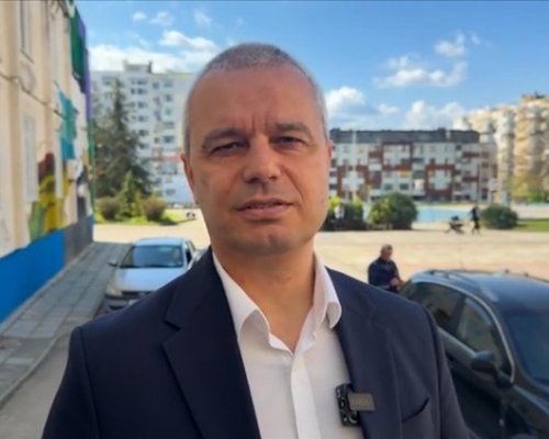 Костадинов даде гласа си за независима България