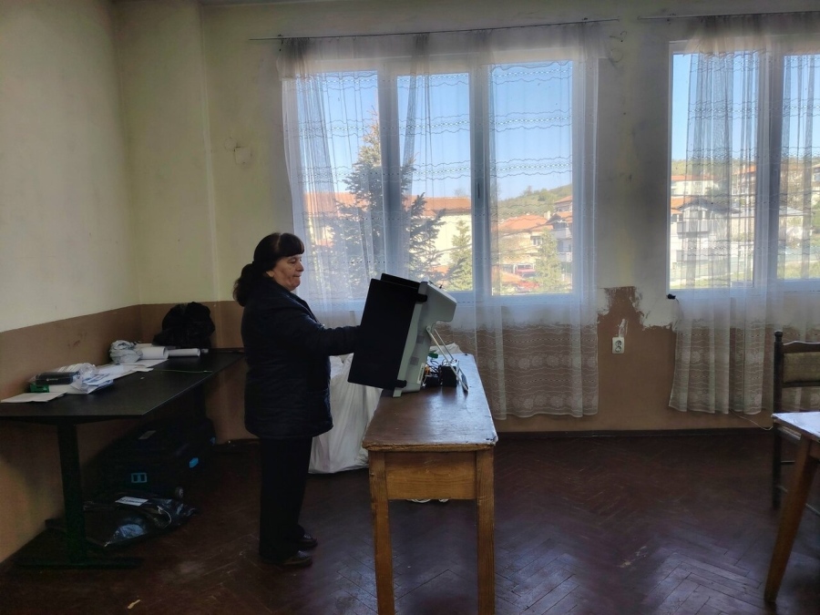 Село Бело поле отново е рекордьор в страната с най-дълги избирателни списъци
