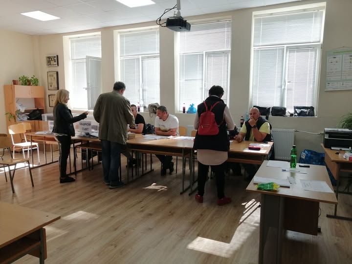 35.58 е избирателната активност на територията на община Дупница към 16 часа