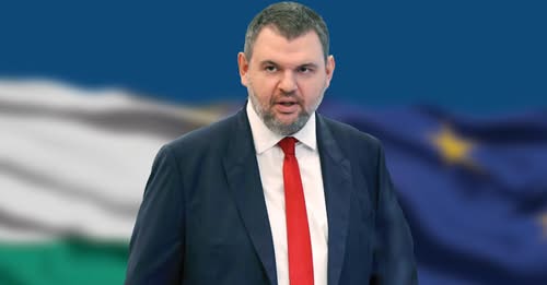 Пеевски благодари на ДПС и обяви:Вие сте герои! Обичам ви! Пеевски благодари на ДПС и обяви:Вие сте герои! Обичам ви!
