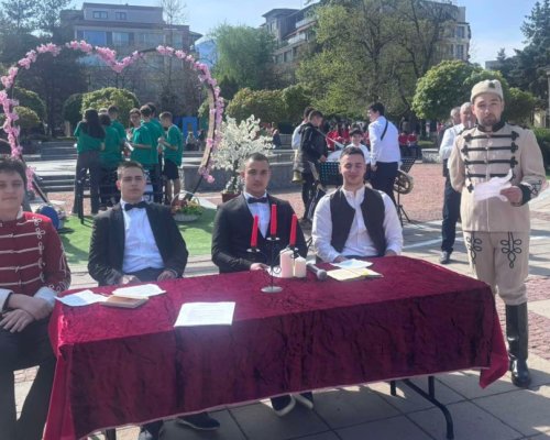 В Дупница почетоха героите на Априлското въстание