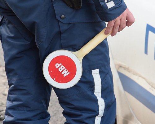 Шофьор от Етрополе заловен да управлява товарен автомобил след употреба на наркотични вещества в Благоевград