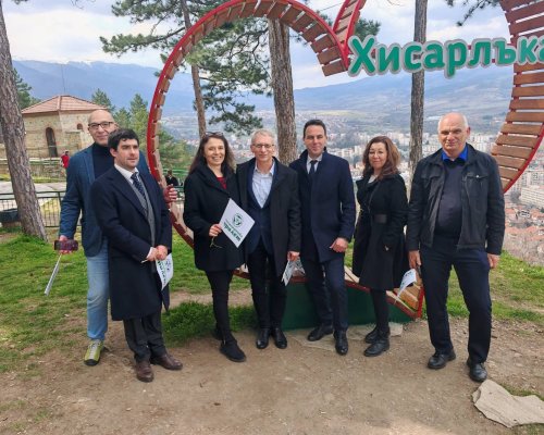 ПП-ДБ: Благодарим на всички хора от област Кюстендил и на всички българи, които излязоха да гласуват!