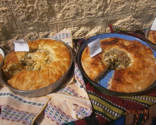 Празник на зелника и сладките изкушения  събира хиляди в с. Жабокрът