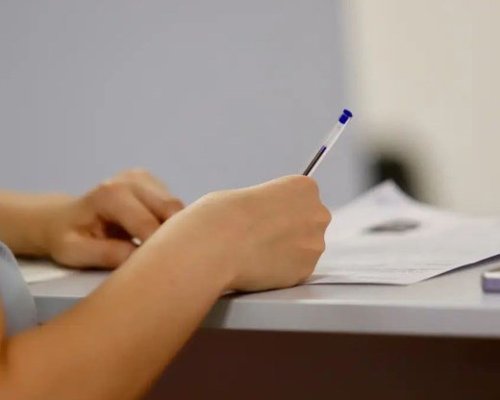 ВАС отмени ключови решения за оценяването на матурите след 12 клас