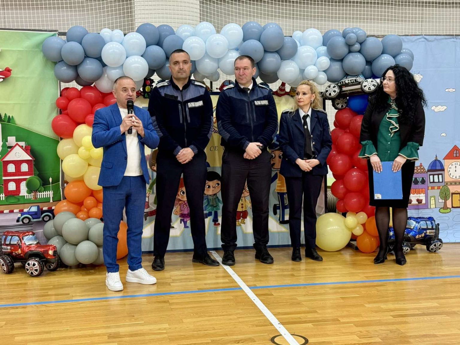 Движи се безопасно  събра детски градини в Сандански