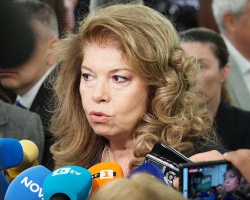 Президентът Йотова свиква 52-то НС на 30 април