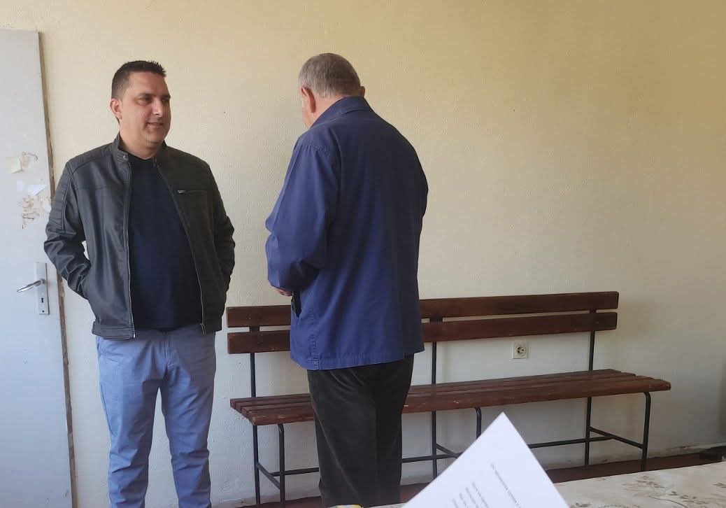 Кметът на Кочериново обиколи цялата община- хората казаха проблемите си в очите му