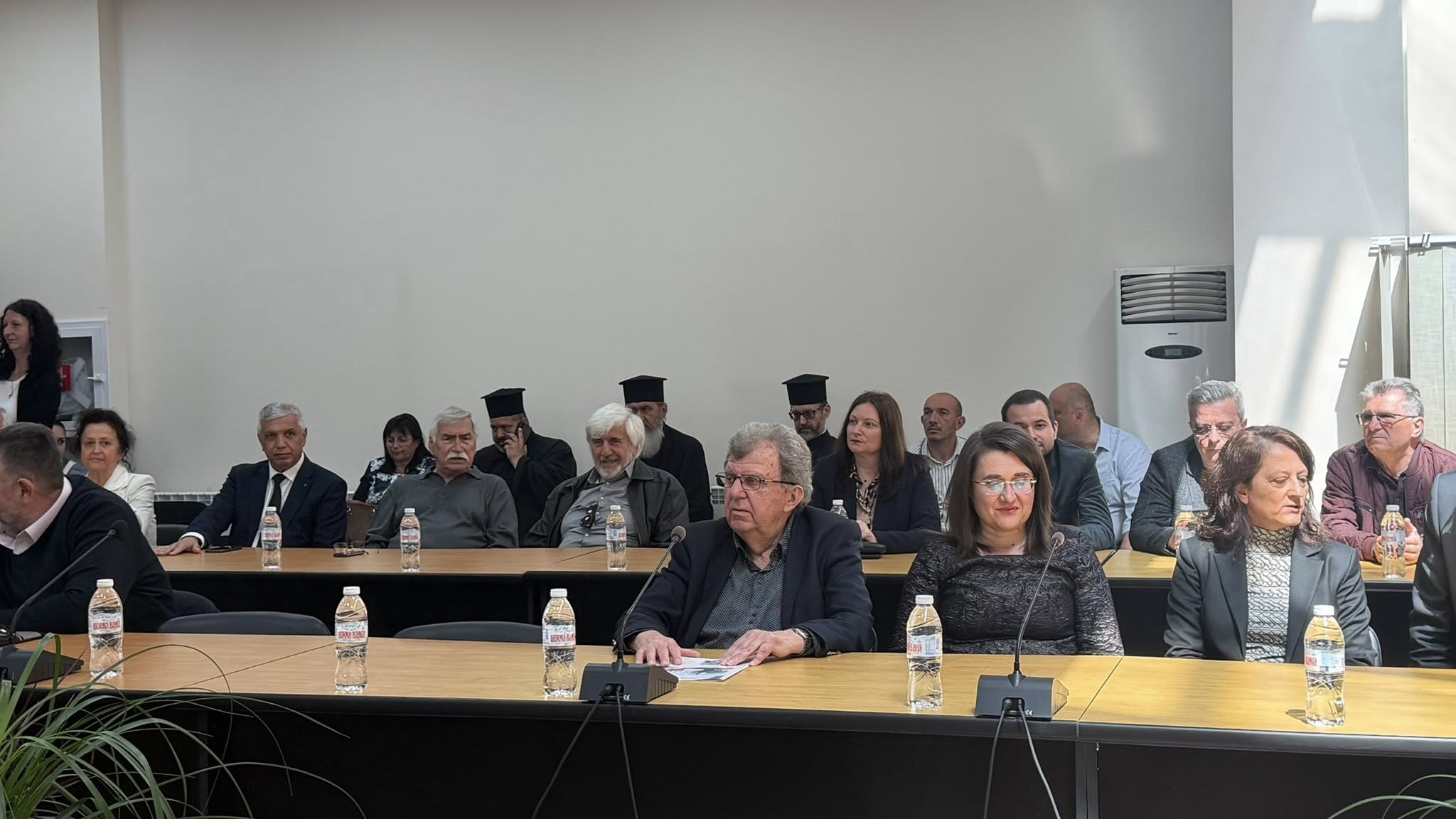 При голям интерес представиха книгата за митрополит Натанаил в ЮЗУ