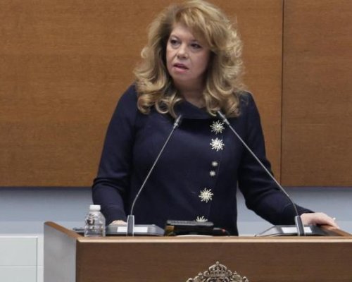 Илияна Йотова: Парламентът трябва да пристъпи към гласуването на бюджет за 2026 г.