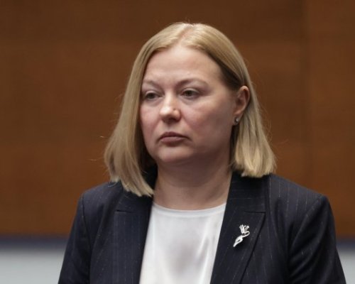 Надежда Йорданова: Не може да има подмяна на едни олигарси с други