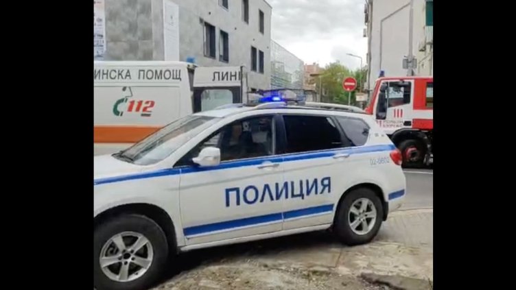 Ужас: Багер погреба жив работник, мъжът почина Ужас: Багер погреба жив работник, мъжът почина