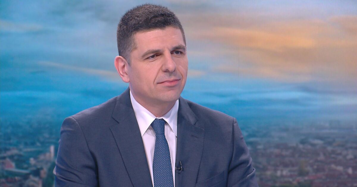 Ивайло Мирчев: Разделянето на ПП-ДБ е грешка, ДБ остава най-устойчивата дясна коалиция