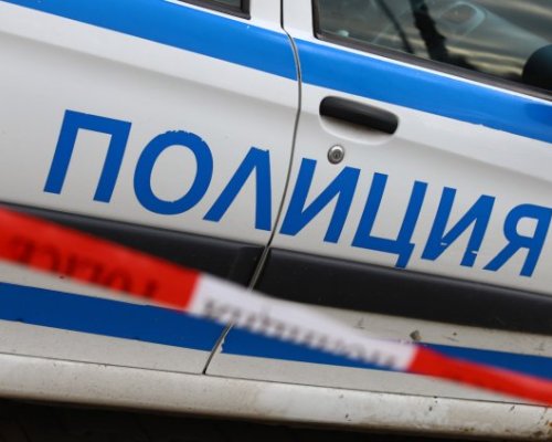 Задържаха петима, взели кредити за над 100 000 евро с фалшиви карти