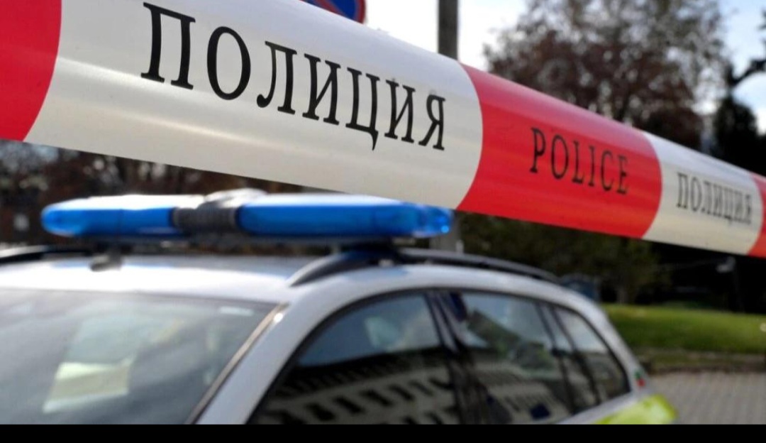 Извънредно в Сандански! Ремарке на ТИР се откачи и обърна на бул. Европа Извънредно в Сандански! Ремарке на ТИР се откачи и обърна на бул. Европа