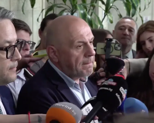 ГЕРБ-СДС: Няма да се прилепяме нито към управляващите, нито към опозицията, ще следваме собствена линия