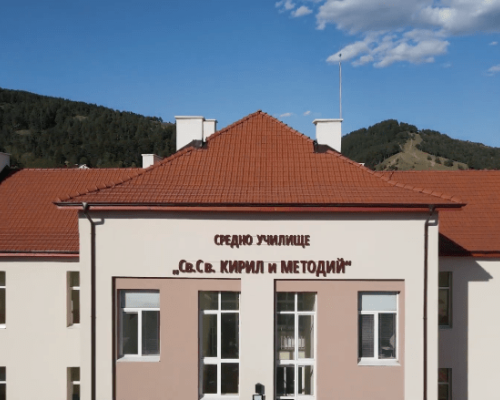Тържествен концерт спектакъл в гимназията в Белица