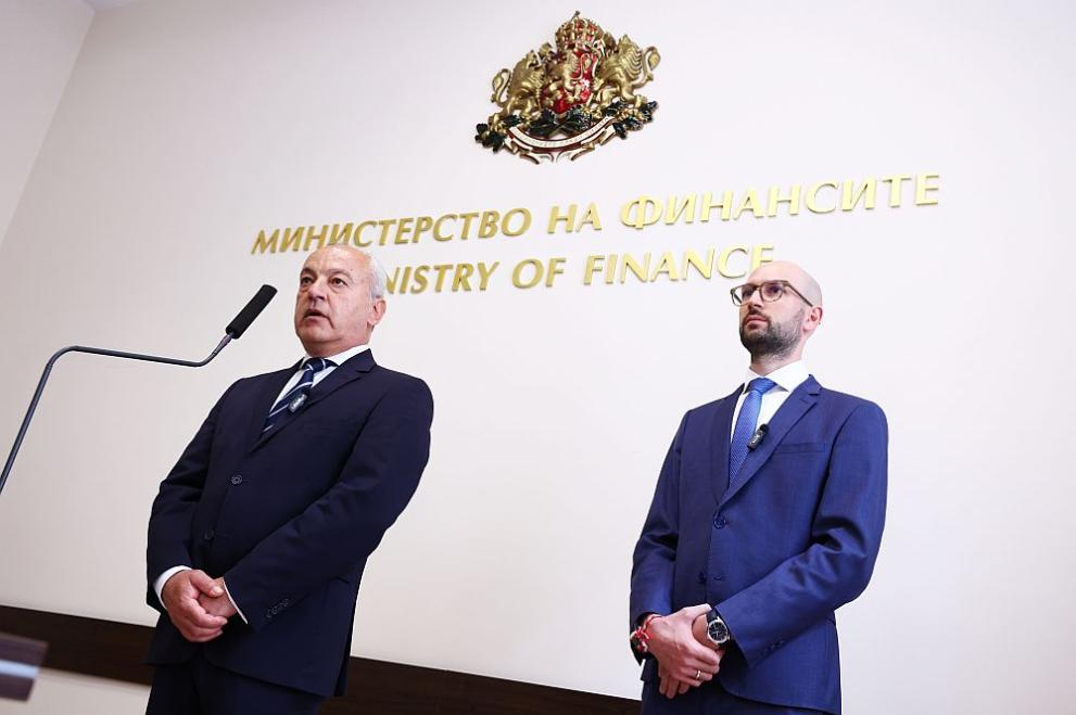 Вицепремиерът Гълъб Донев: Бюджетът за 2026 г. ще бъде готов до месец Вицепремиерът Гълъб Донев: Бюджетът за 2026 г. ще бъде готов до месец