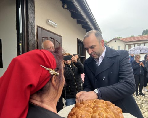 Откриха арт-кафе в двора на къщата-музей на Вл. Димитров-Майстора в село Шишковци