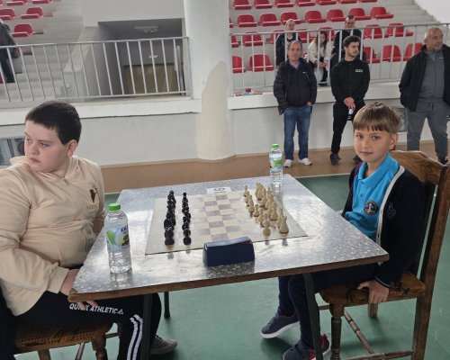 Шахматните таланти от клуб  Добринище  впечатлиха в Якоруда