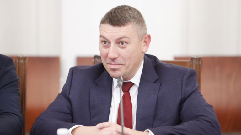Кабинетът уволни Деньо Денев от ДАНС Кабинетът уволни Деньо Денев от ДАНС