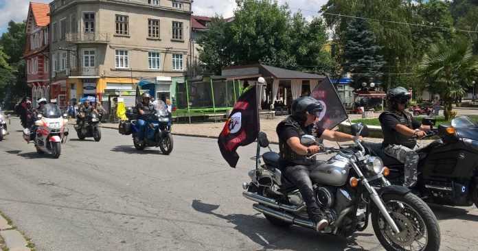 Мотористи в Благоевград и Кюстендил срещу скъпата полица по Гражданска отговорност Мотористи в Благоевград и Кюстендил срещу скъпата полица по Гражданска отговорност