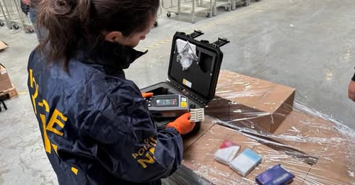 Международен удар срещу мрежа за фалшиви лекарства и хранителни добавки Международен удар срещу мрежа за фалшиви лекарства и хранителни добавки