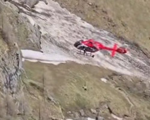 Български турист падна от 40 м в дере в Румъния, спасиха го с хеликоптер