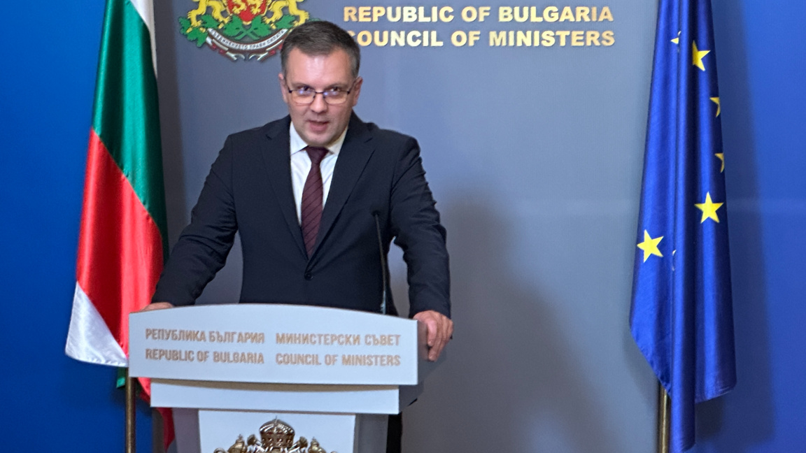 Шефът на Агенцията по вписванията ще бъде освободен заради тежки нарушения Шефът на Агенцията по вписванията ще бъде освободен заради тежки нарушения
