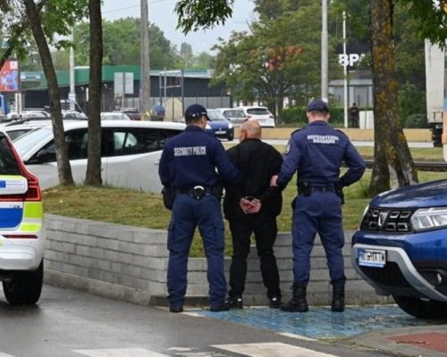 Рецидивист извади нож на полицаи, пуснаха му ток, за да го обезвредят