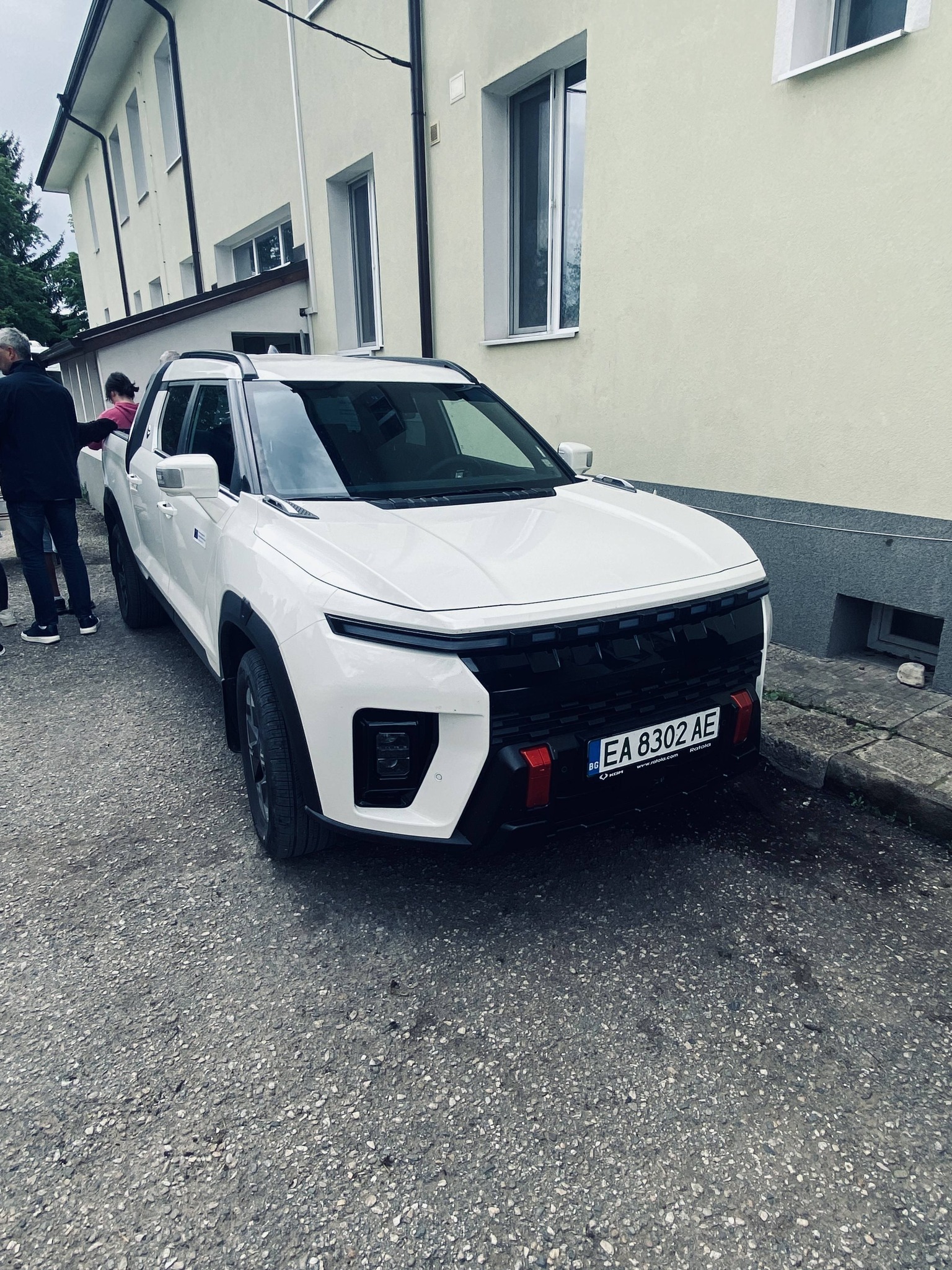 Кметът Красимир Герчев преряза лентата на фотоволтаични системи и електромобилност-нови стандарти в предоставянето на социални услуги в Разлог