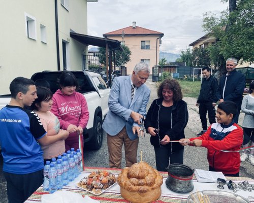 Кметът Красимир Герчев преряза лентата на  фотоволтаични системи и електромобилност-нови стандарти  в предоставянето на социални услуги в Разлог