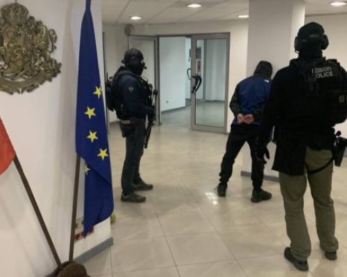 НЯМА ПРОШКА: Приведоха прокурорския син Васил Михайлов в Централния софийски затвор