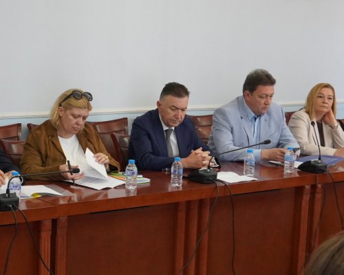 На работна среща: Кметове на общини се обединиха в становище за задълбочаващите се проблеми пред общинските болници