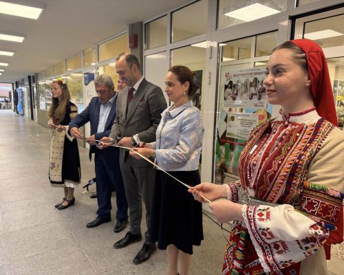 В навечерието на 24 май: Откриха обновеното читалище  Братство 1869  в Кюстендил