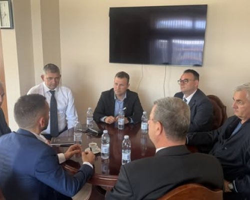 Областният управител В. Трендафилов и зам. областният Али Хатип се срещнаха с депутати от  Прогресивна България