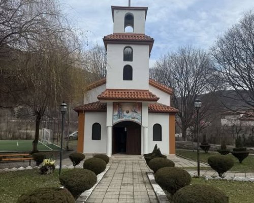 На Свети Дух: Неврокопският митрополит Серафим ще освети храм  Света Троица  в Железница