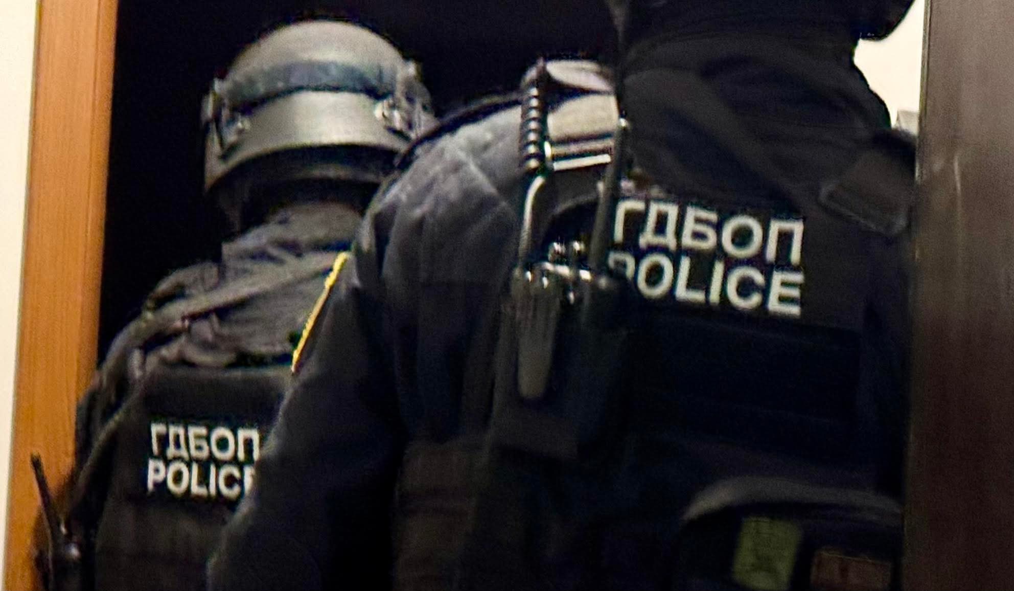 ГДБОП задържа седем души за организирана престъпна група във връзка с разпространение на наркотици в София ГДБОП задържа седем души за организирана престъпна група във връзка с разпространение на наркотици в София