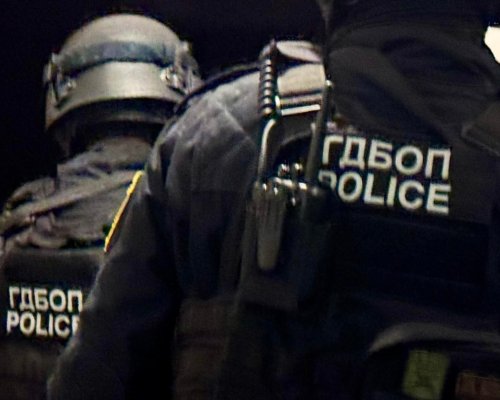 ГДБОП задържа седем души за организирана престъпна група във връзка с разпространение на наркотици в София