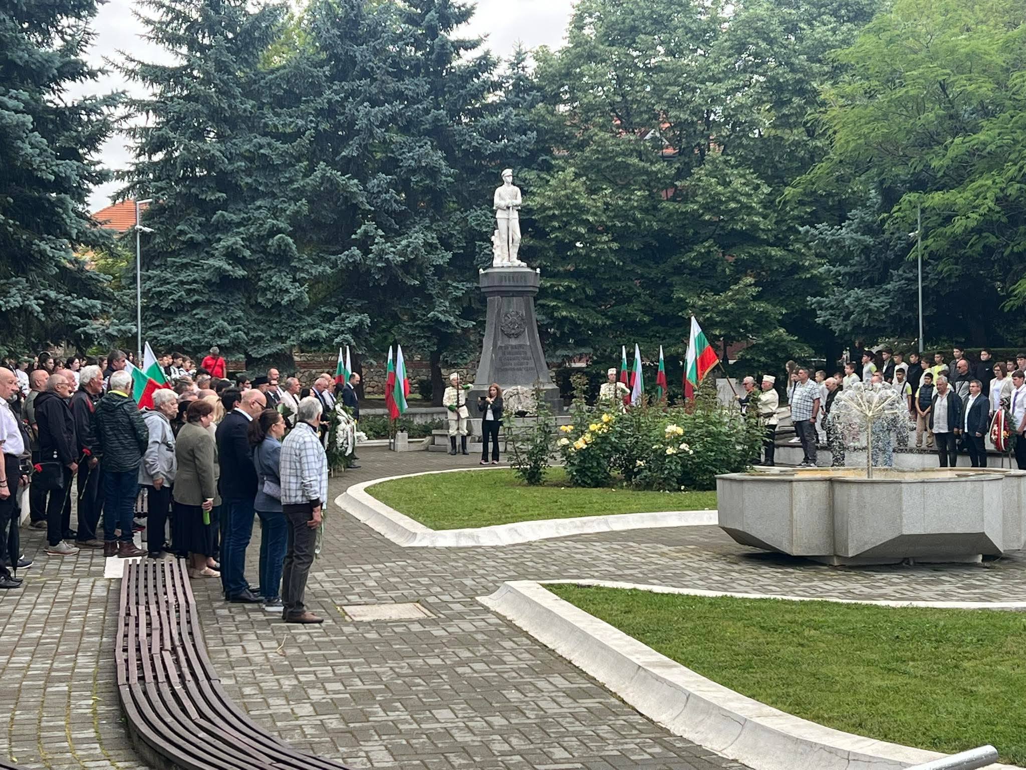 Кюстендил отбеляза 150 години от безсмъртието на Христо Ботев Кюстендил отбеляза 150 години от безсмъртието на Христо Ботев