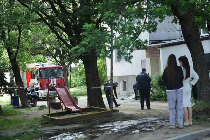 Жесток побой над таксиметров шофьор в Перник: 55-годишен е в интензивното на Пирогов Жесток побой над таксиметров шофьор в Перник: 55-годишен е в интензивното на Пирогов