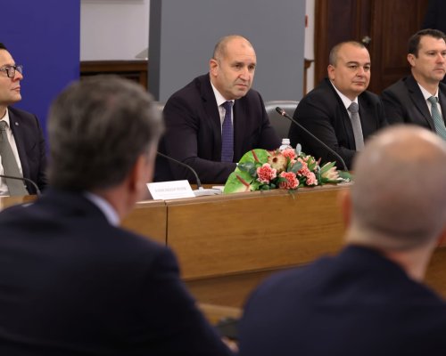 Премиерът Радев: Инициативата  Кошница с грижа  е сериозен ангажимент на търговските вериги и отговаря на обществените очаквания на потребителите и на българските производители