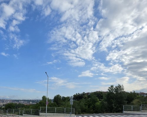 Температурите до 32°, със следобедни валежи на места във вторник