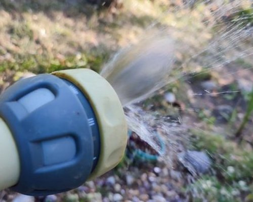 Забраниха поливането и миенето с питейна вода в община Кочериново