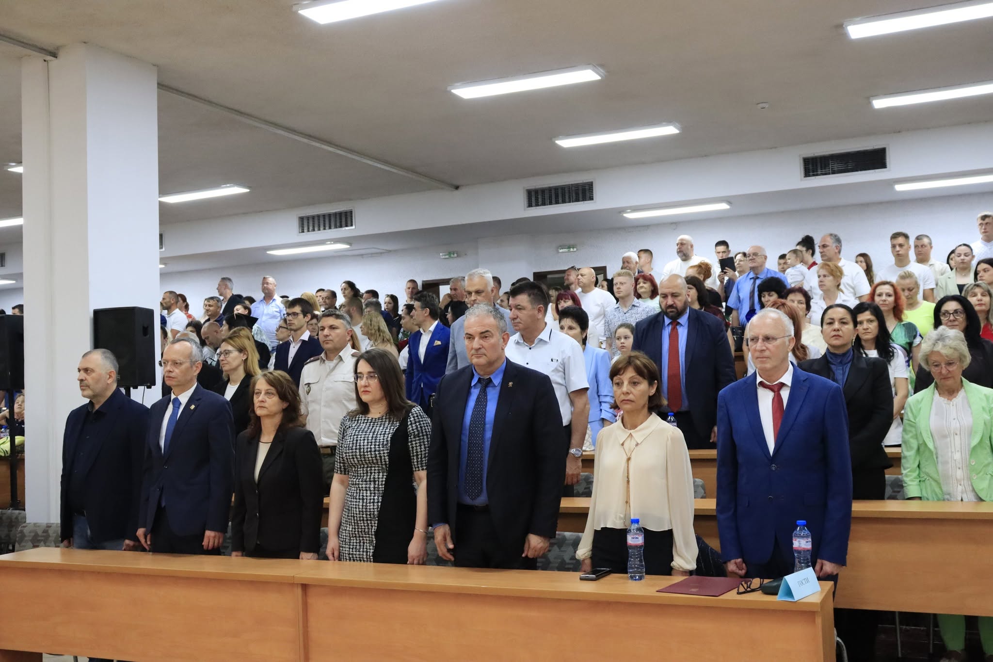 205 абсолвенти от Правно-историческия факултет на ЮЗУ получиха дипломите си