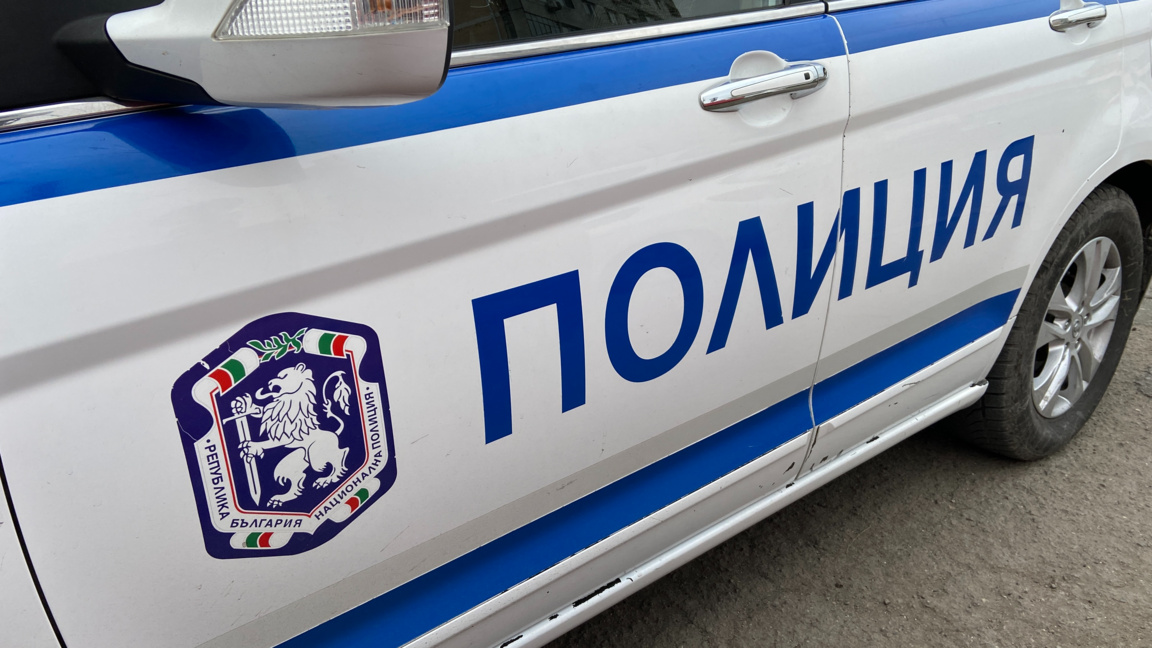 Спипаха шофьори с чужди регистрационни табели